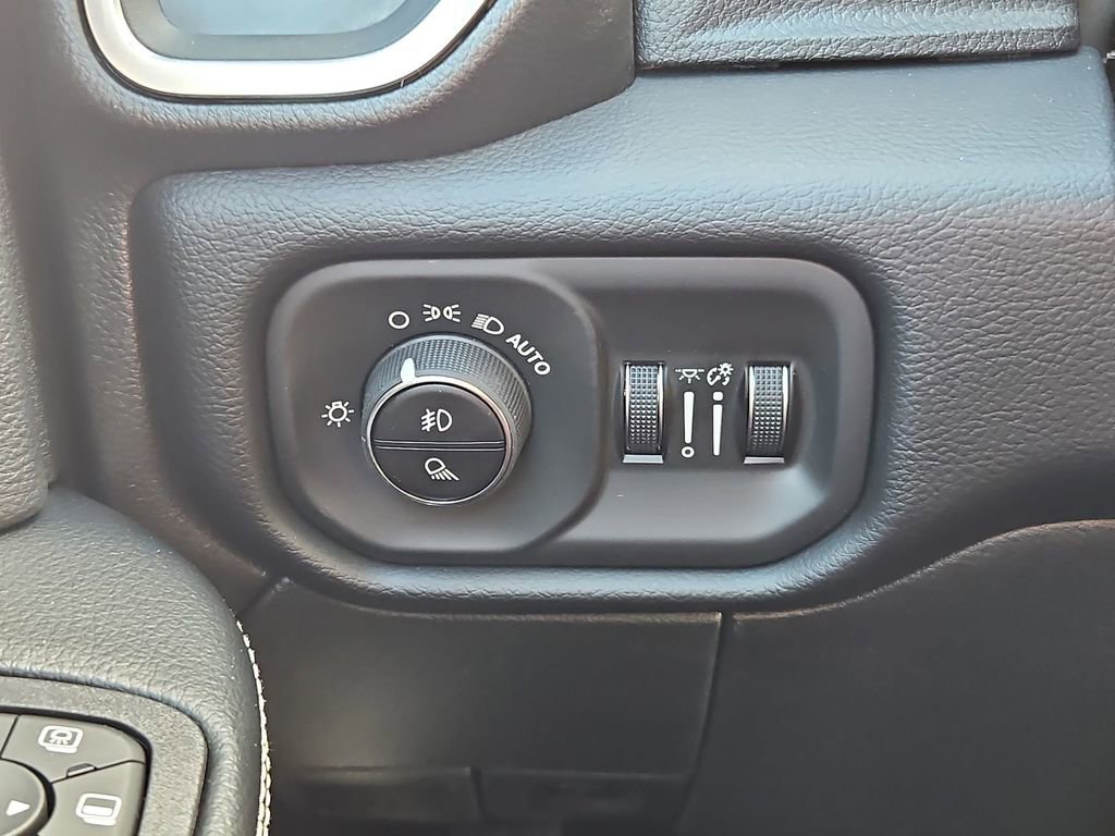 New 2026 RAM 3500 Laramie image 18