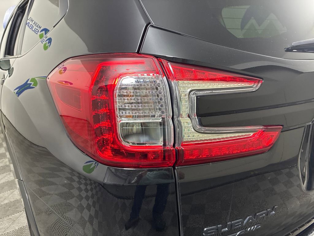 Certified 2024 Subaru Ascent Onyx Edition AWD/4WD image 33