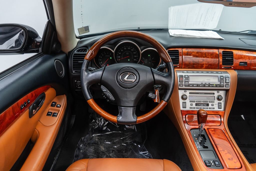 Used 2004 Lexus SC 430 Convertible RWD image 14