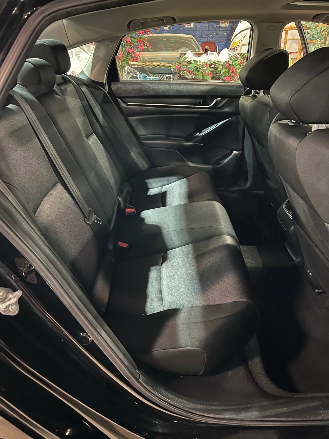 Used 2018 Honda Accord EX image 16