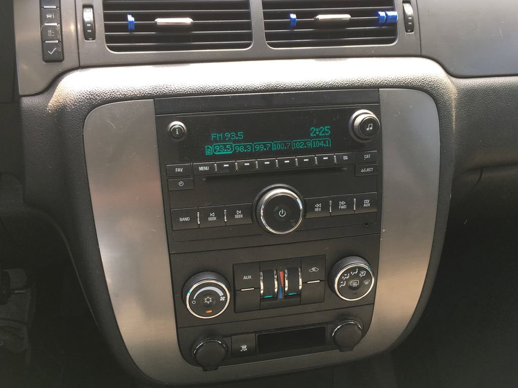 Used 2008 Chevrolet Tahoe LS w/ Skid Plate Package image 10