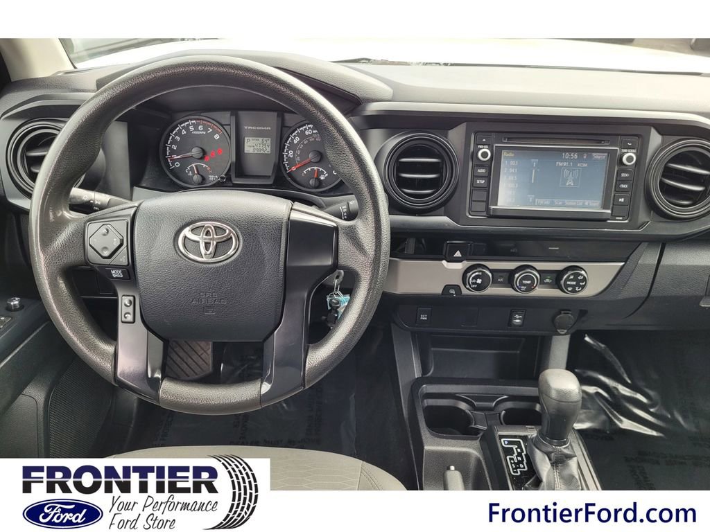 Used 2016 Toyota Tacoma SR image 9
