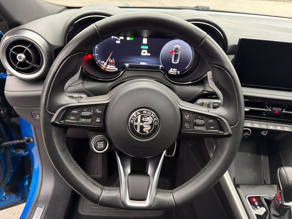 Used 2024 Alfa Romeo Tonale Veloce AWD/4WD image 16