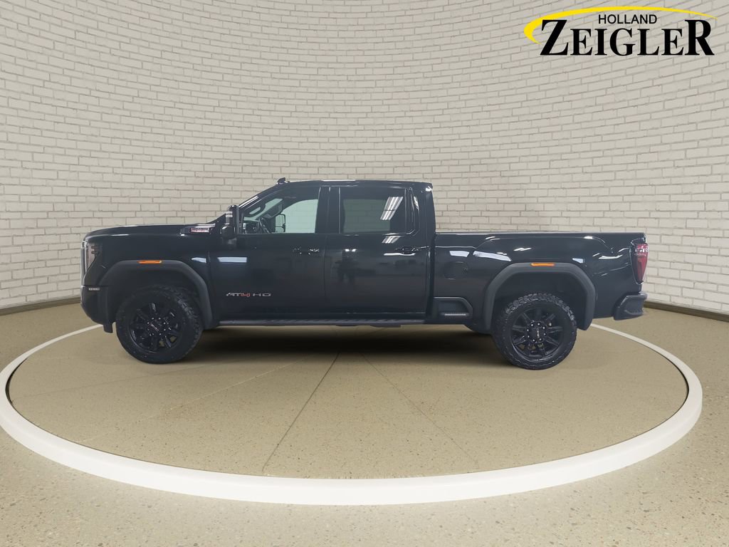 Used 2024 GMC Sierra 3500 AT4 w/ AT4 Premium Plus Package image 8