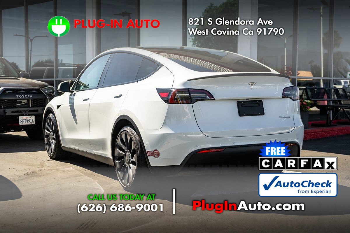 Used 2021 Tesla Model Y Performance AWD/4WD image 2