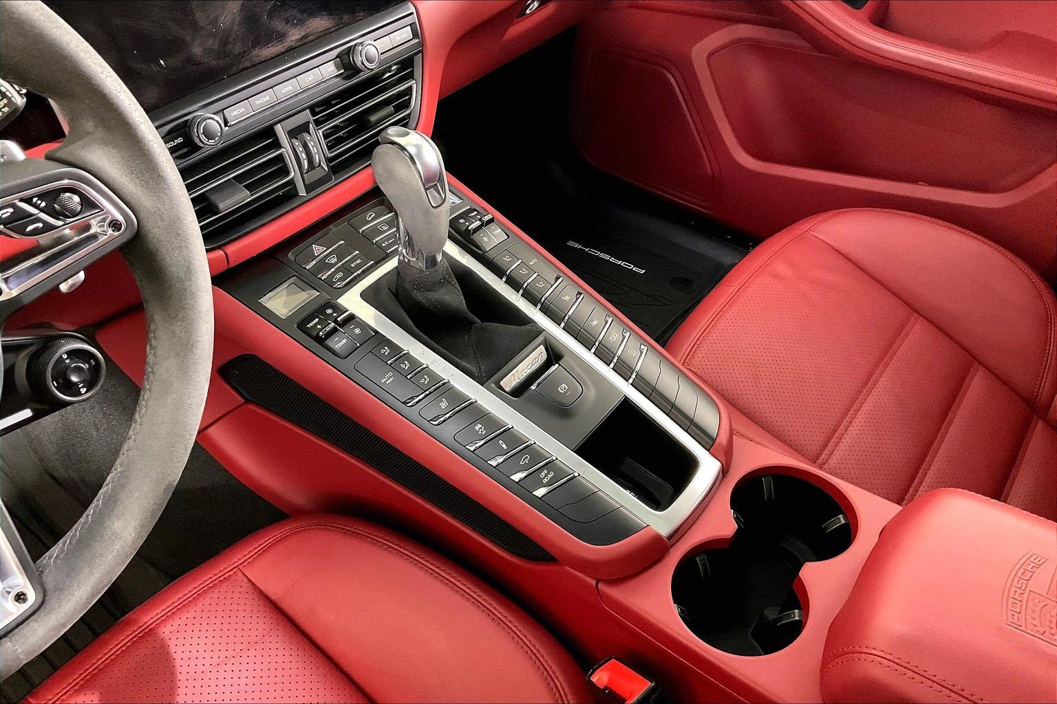 Used 2021 Porsche Macan GTS AWD/4WD image 13
