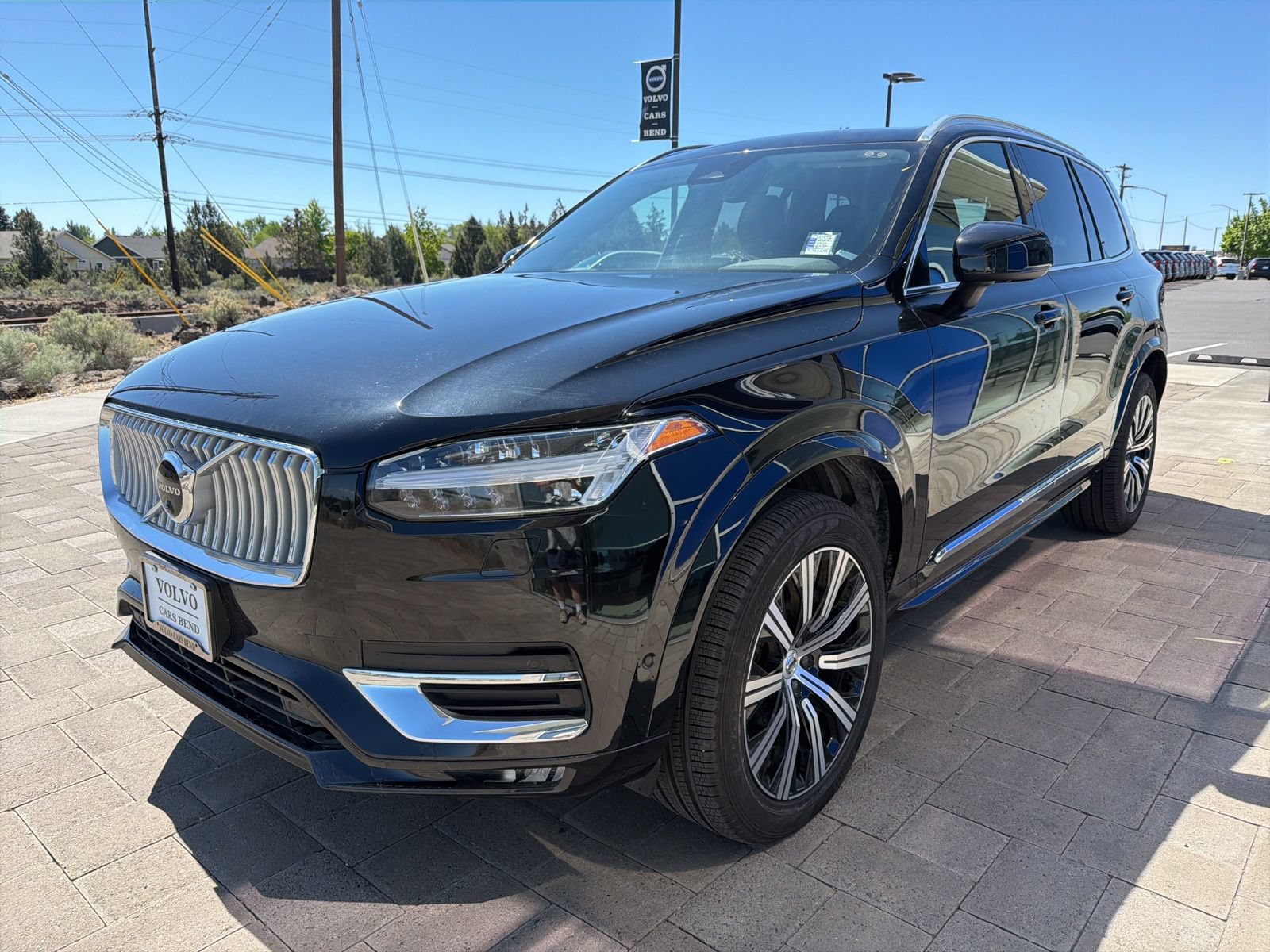 Used 2025 Volvo XC90 B6 Plus AWD/4WD image 4