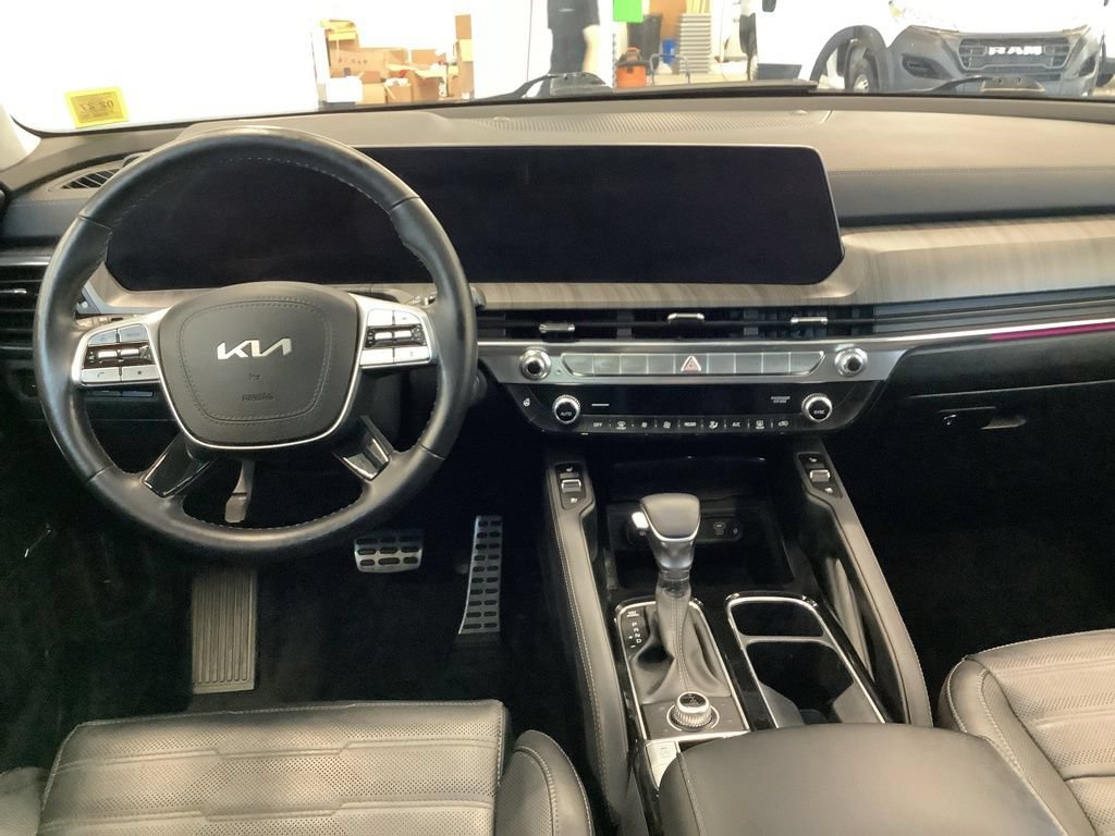 Certified 2023 Kia Telluride SX Prestige AWD/4WD image 12