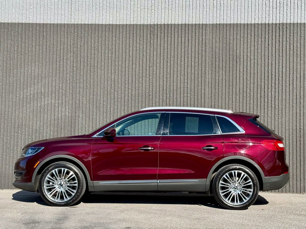 Used 2017 Lincoln MKX Reserve w/ Lincoln MKX Climate Package image 2
