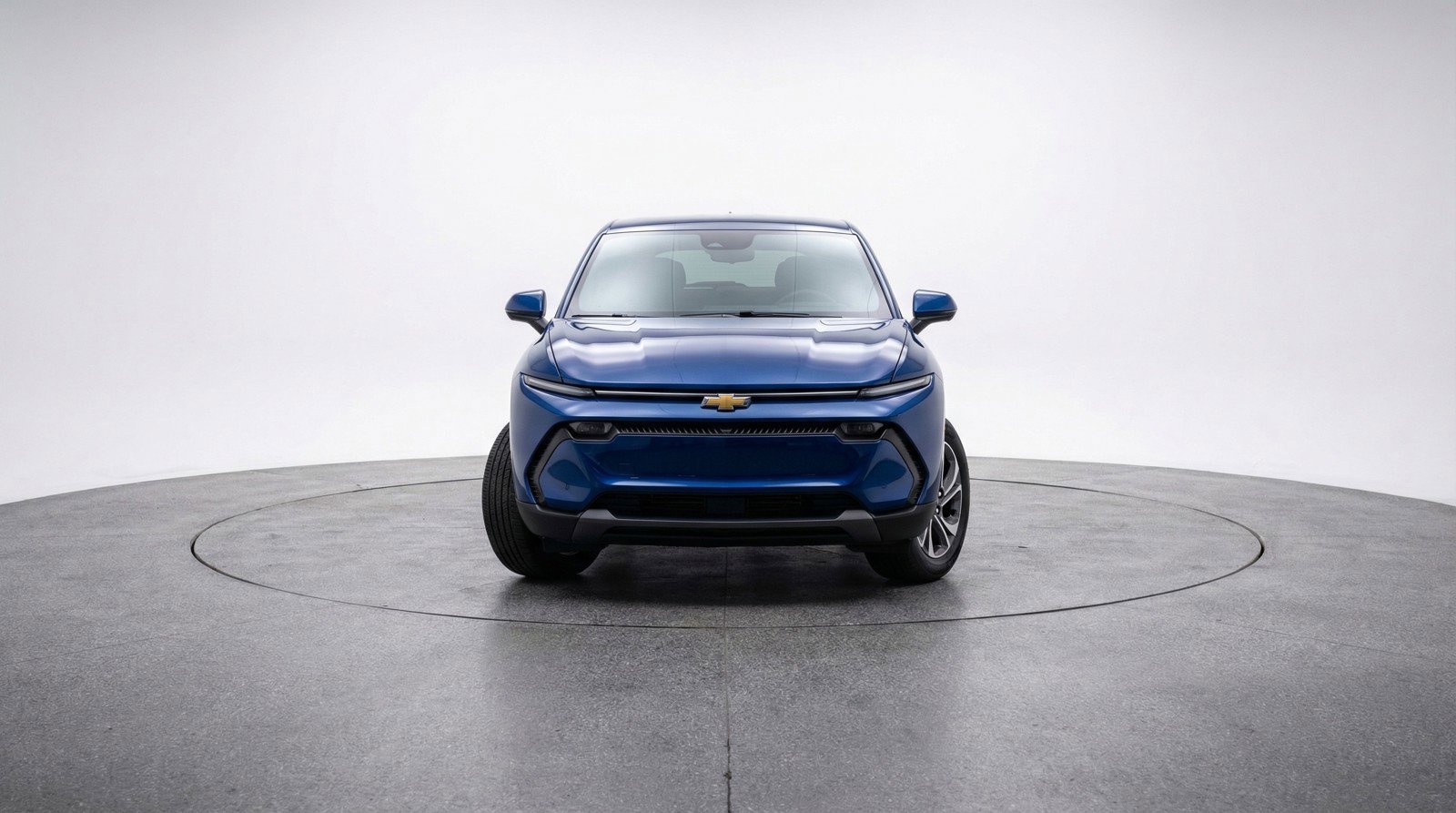 Used 2025 Chevrolet Equinox LT image 2