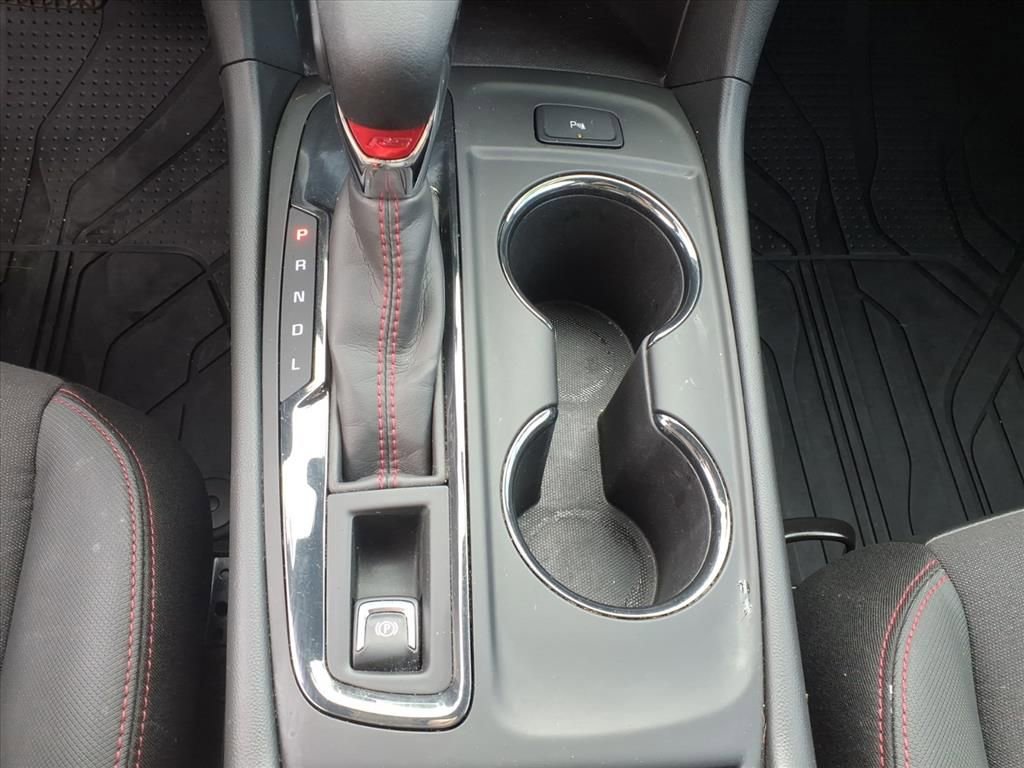 Used 2022 Chevrolet Equinox RS w/ LPO, Floor Liner Package AWD/4WD image 13