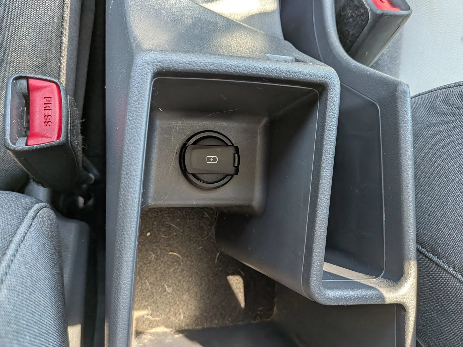 Used 2020 Hyundai Ioniq SEL FWD image 59