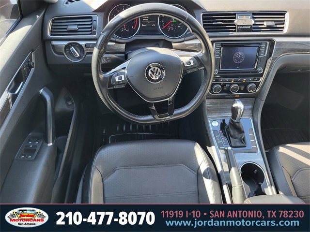 Used 2018 Volkswagen Passat 2.0T SE image 13