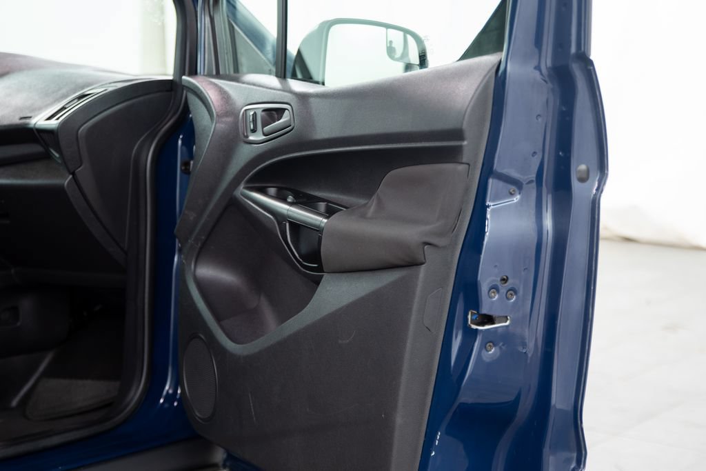 Used 2017 Ford Transit Connect XL FWD image 12