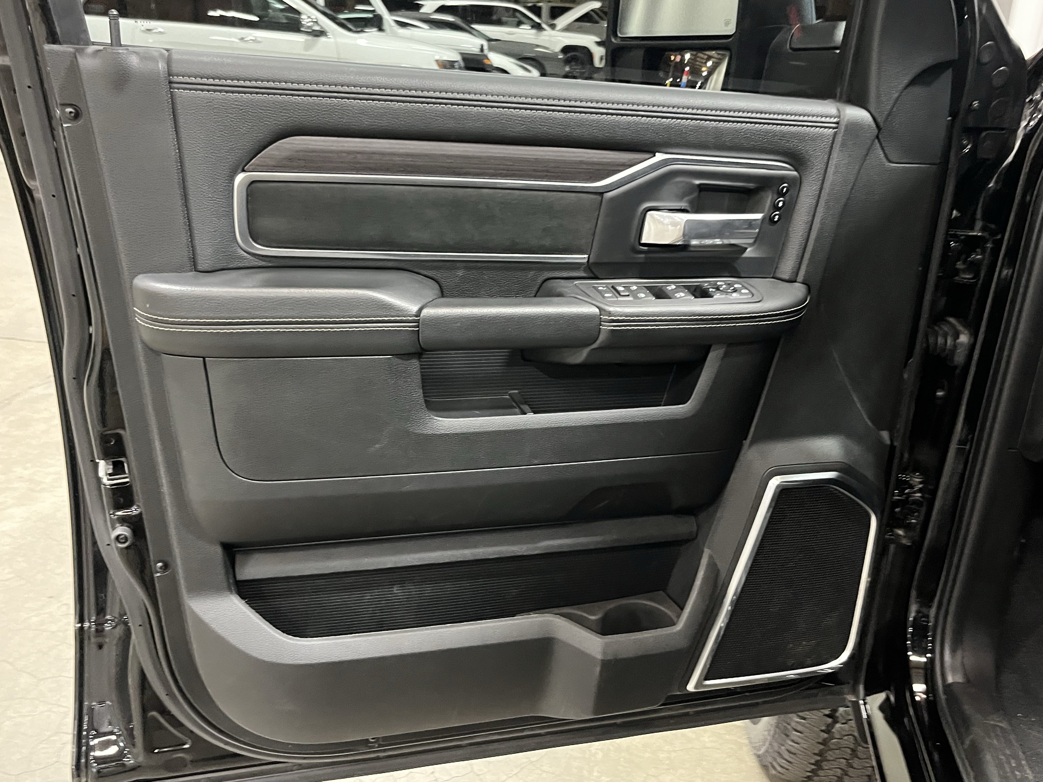 Certified 2025 RAM 2500 Laramie w/ Night Edition AWD/4WD image 18
