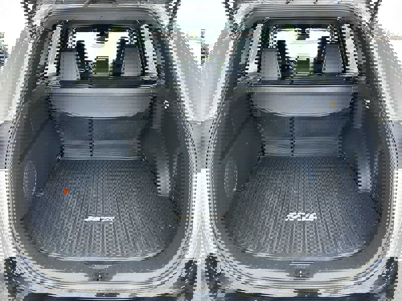 Used 2023 Toyota RAV4 XSE image 14