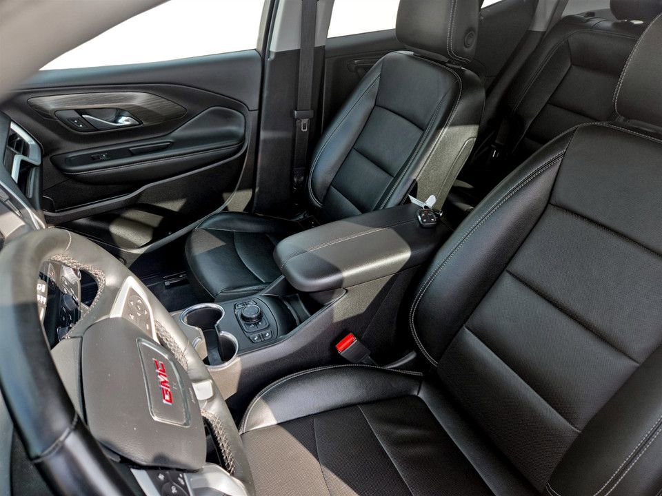 Used 2024 GMC Terrain SLT image 29