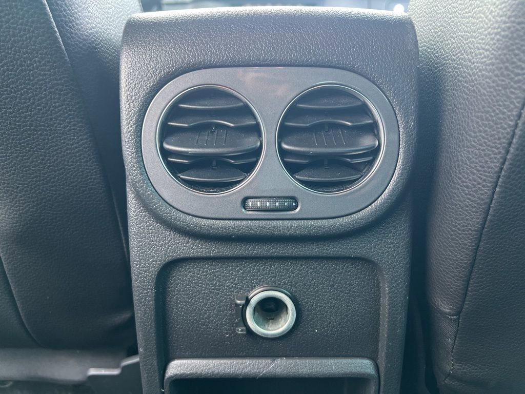 Used 2016 Volkswagen Tiguan R-Line FWD image 29