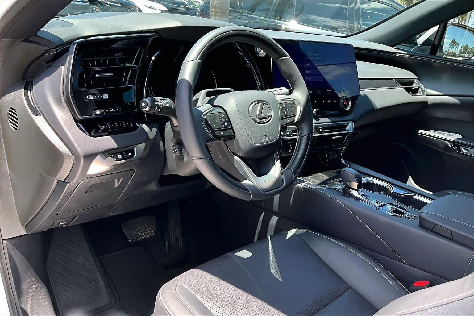 Used 2024 Lexus RX 350 Premium Plus w/ Convenience Package FWD image 18