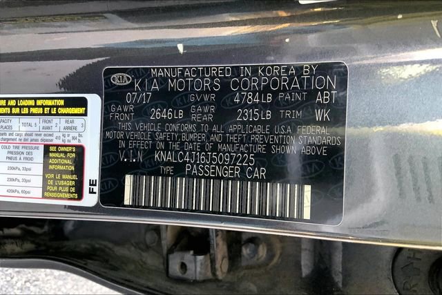 Used 2018 Kia Cadenza Limited image 32