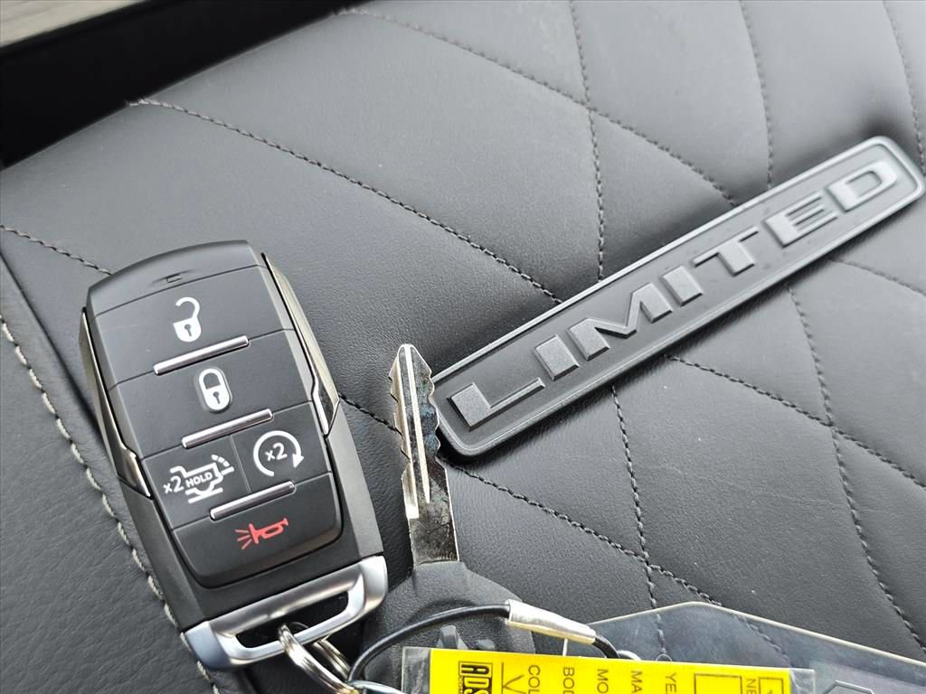 New 2027 RAM 2500 Limited AWD/4WD image 17