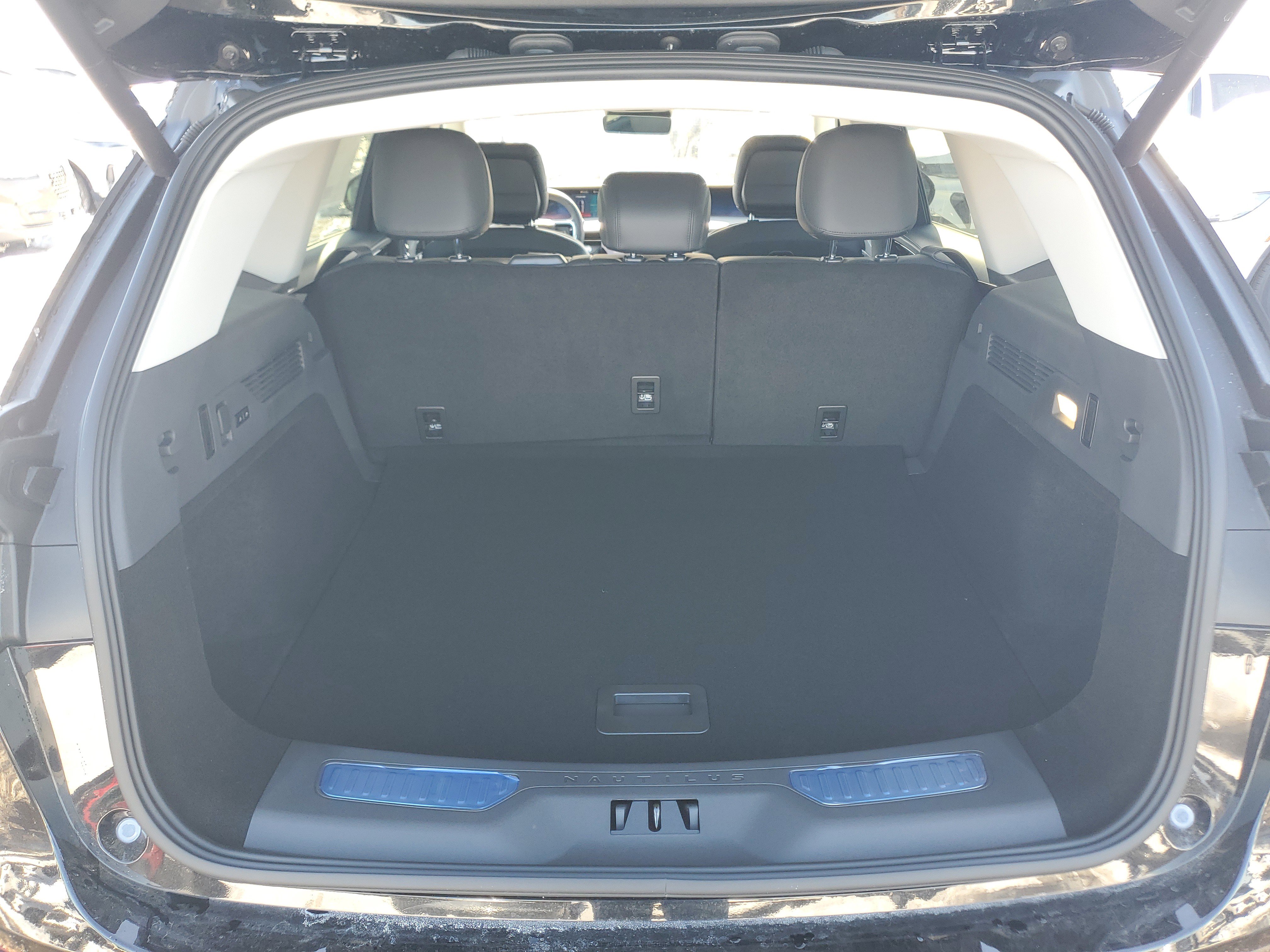 New 2026 Lincoln Nautilus Reserve image 32