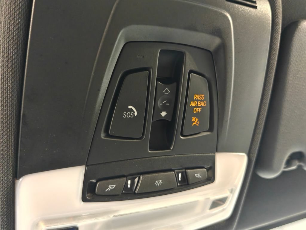 Used 2021 BMW X1 xDrive28i w/ M Sport Package AWD/4WD image 11