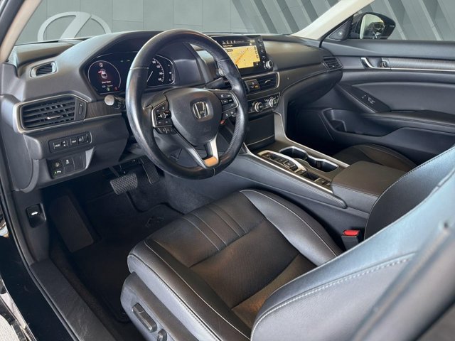 Used 2020 Honda Accord Touring image 8
