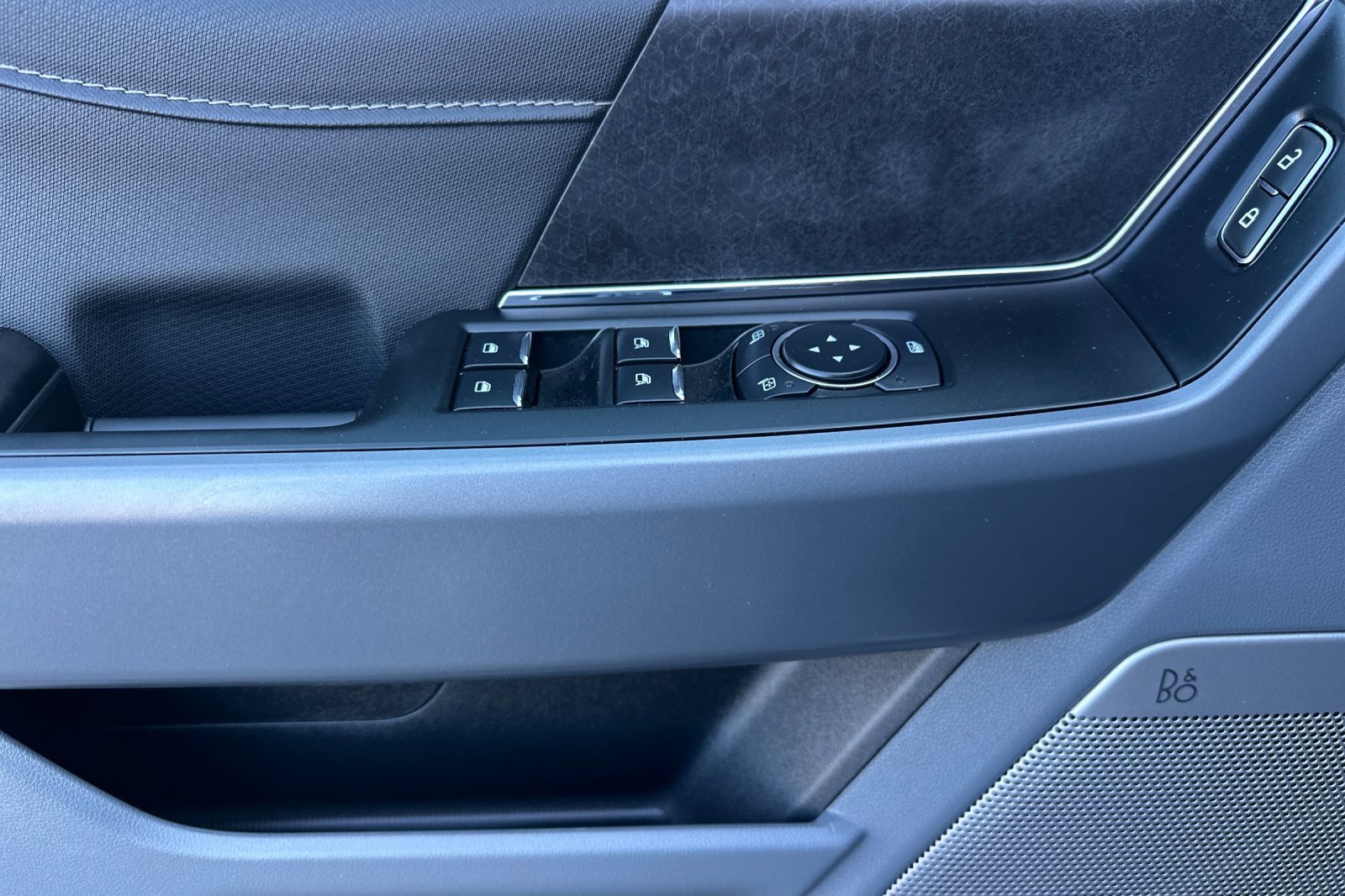 New 2025 Ford F150 XLT w/ Equipment Group 303A High image 11