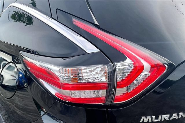 Used 2018 Nissan Murano SV AWD/4WD image 23