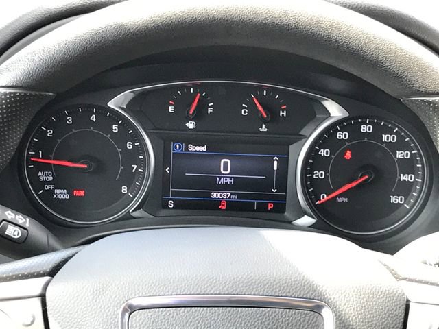 Used 2023 GMC Terrain SLE w/ Driver Convenience Package FWD image 11
