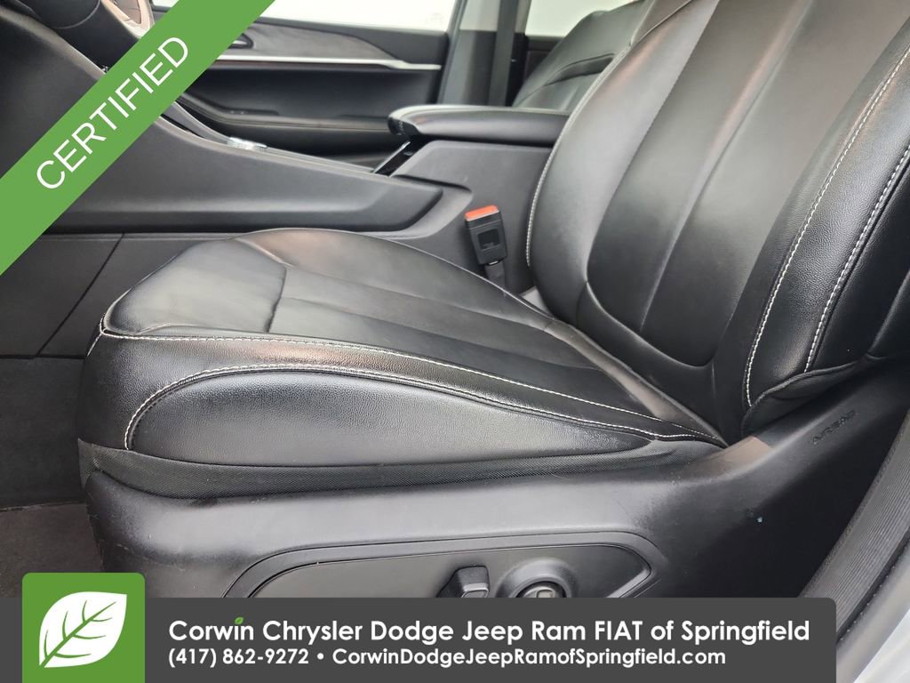 Certified 2023 Jeep Grand Cherokee L Limited image 19