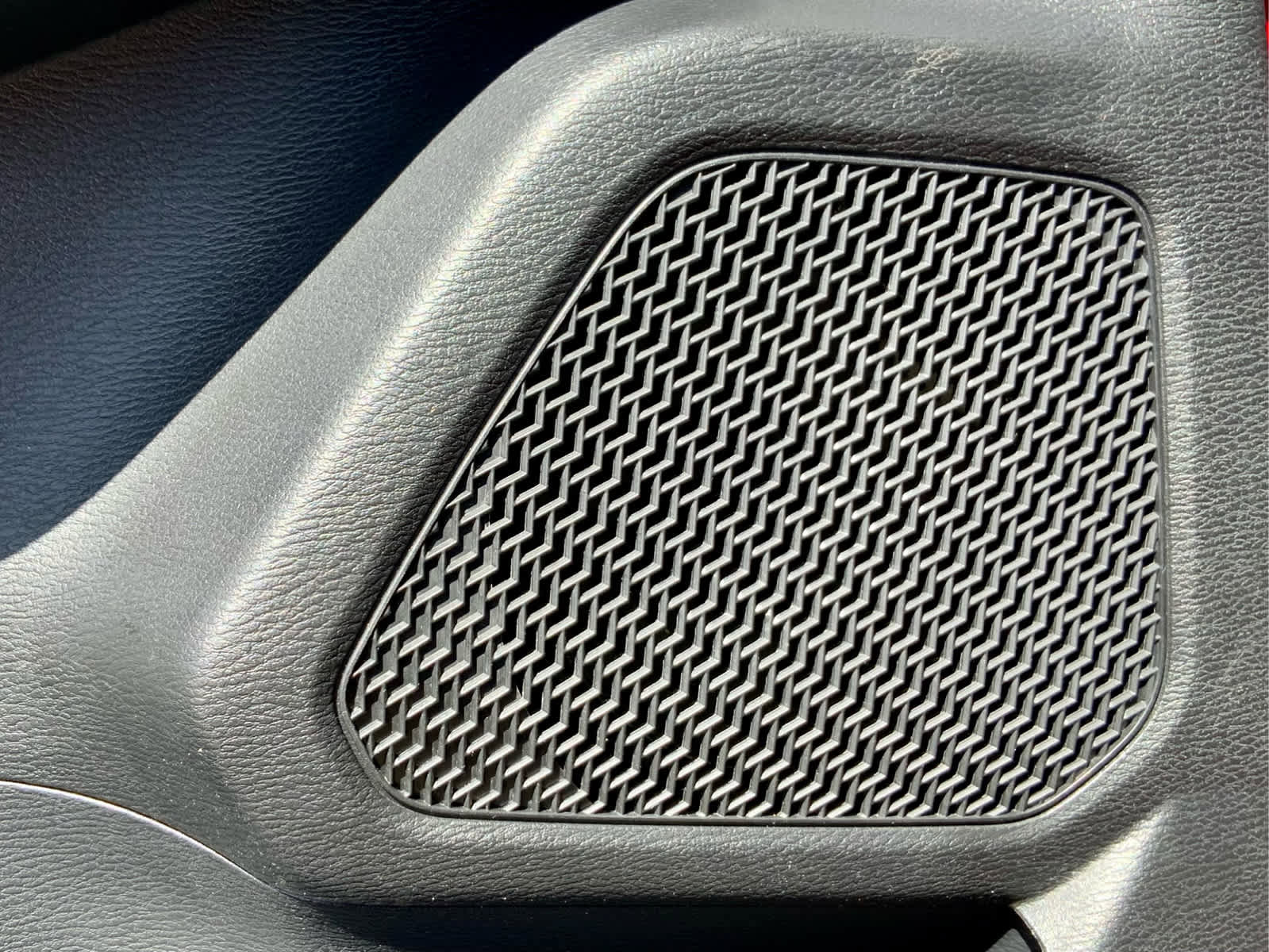 Used 2024 Mitsubishi Outlander SE image 50