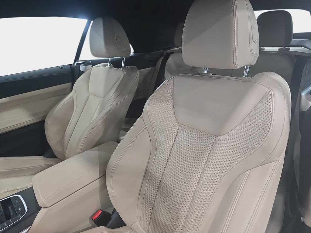 Used 2024 BMW 430i Convertible w/ M Sport Package RWD image 15