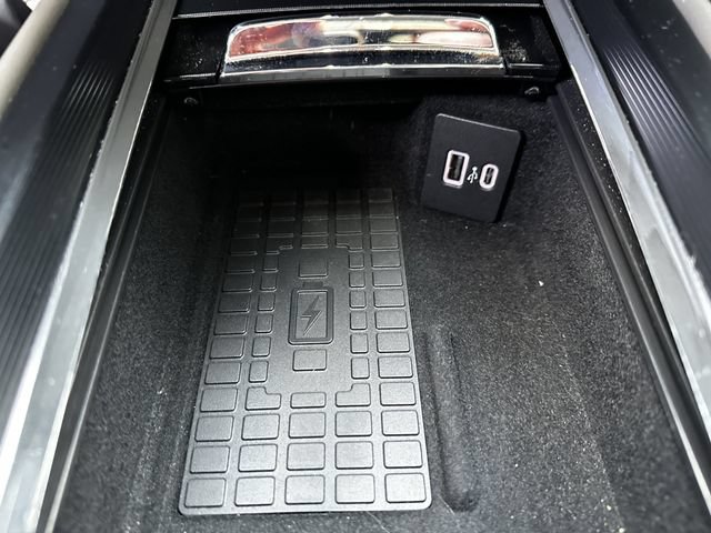 Certified 2024 Lincoln Corsair AWD w/ Equipment Group 101A image 25