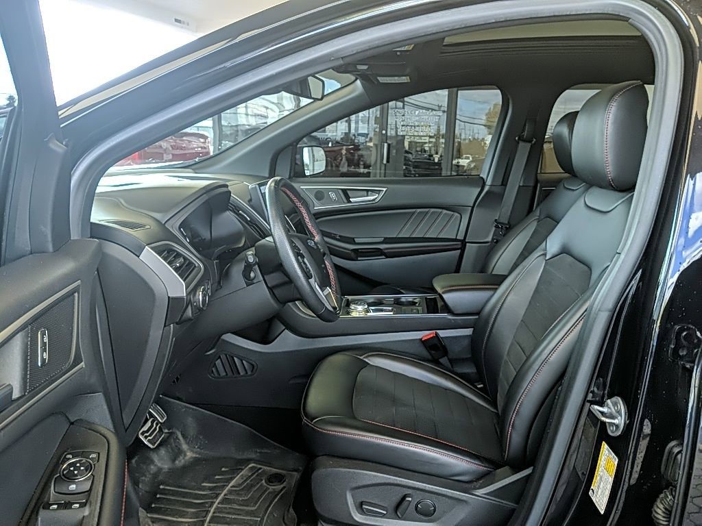 Used 2022 Ford Edge ST-Line AWD/4WD image 13
