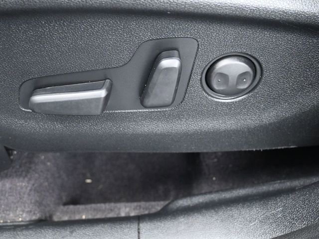 Used 2016 Kia Sorento LX w/ LX Convenience Package image 11