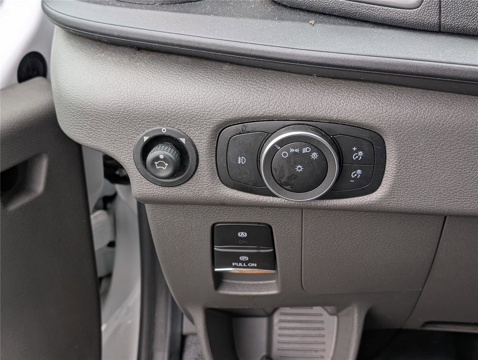 Used 2024 Ford Transit 250 Low Roof w/ Exterior Upgrade Package image 19