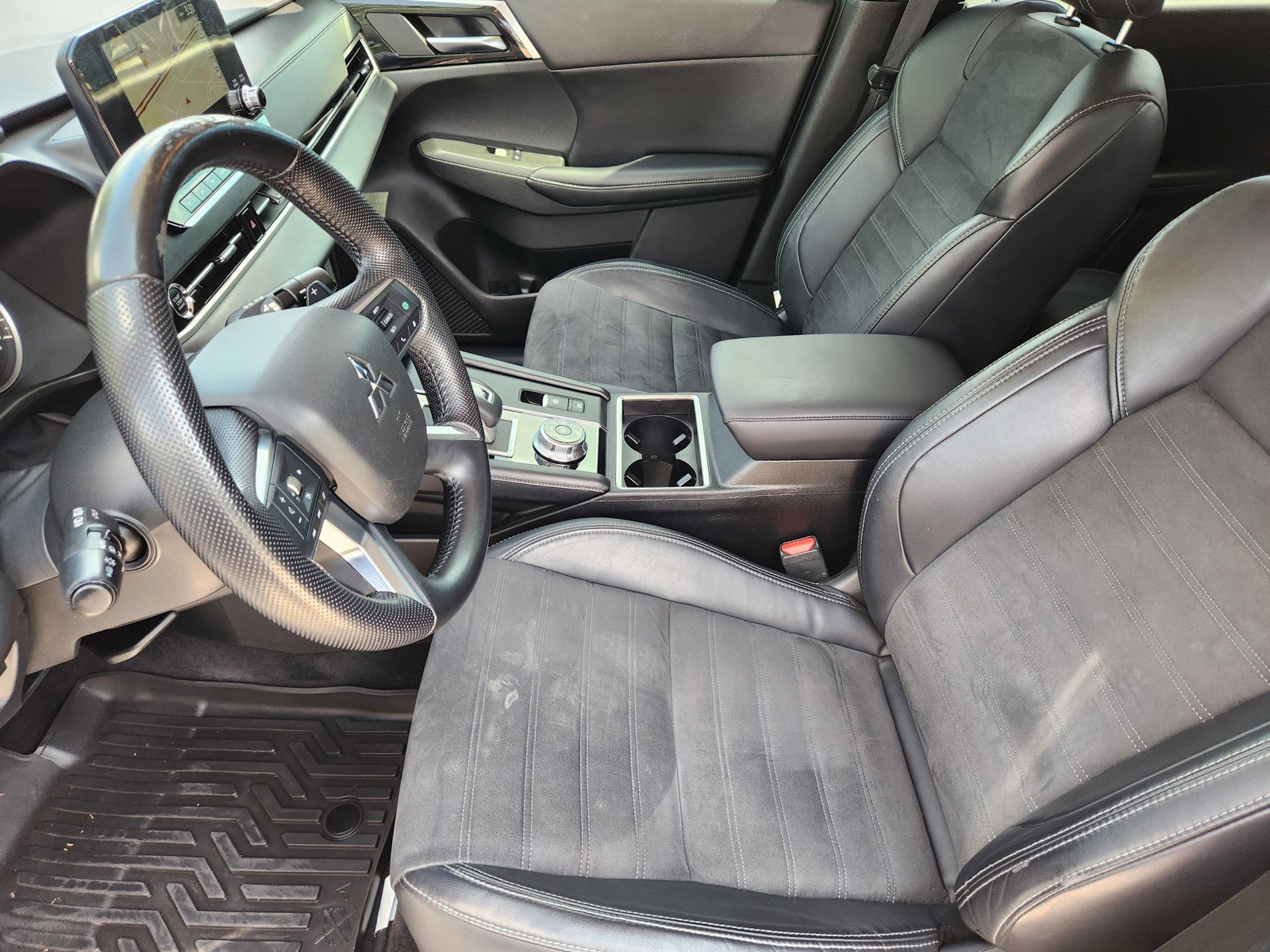 Used 2022 Mitsubishi Outlander SE AWD/4WD image 10