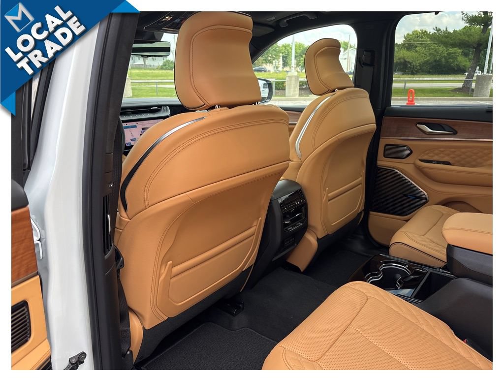 Used 2026 Jeep Grand Cherokee L Summit w/ Advanced Protech Group IV AWD/4WD image 41