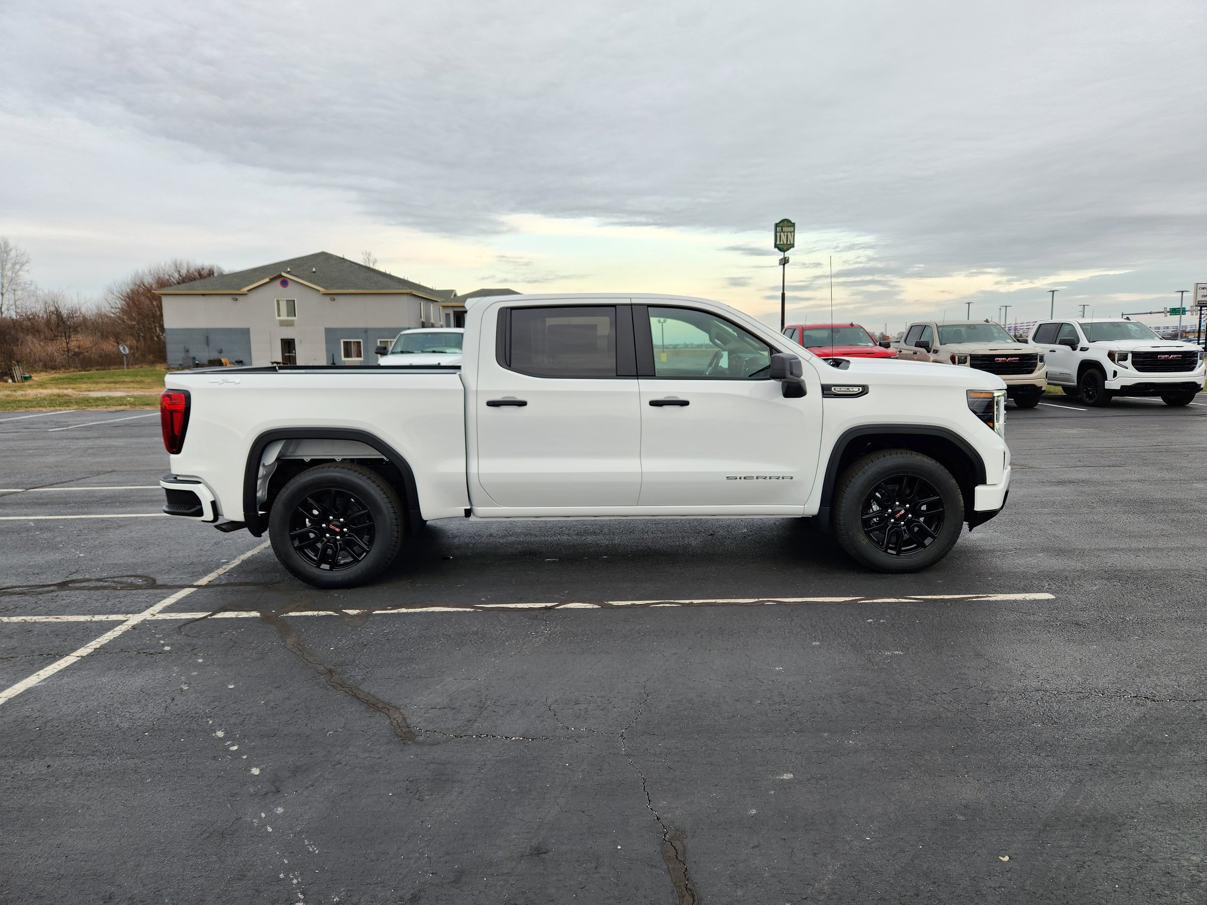 New 2026 GMC Sierra 1500 Pro w/ Graphite Edition image 5