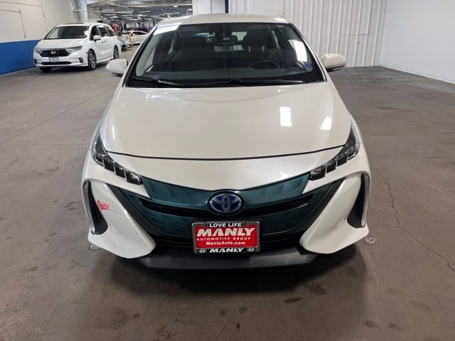 Used 2017 Toyota Prius Prime Plus w/ Carpet Mat Package image 8