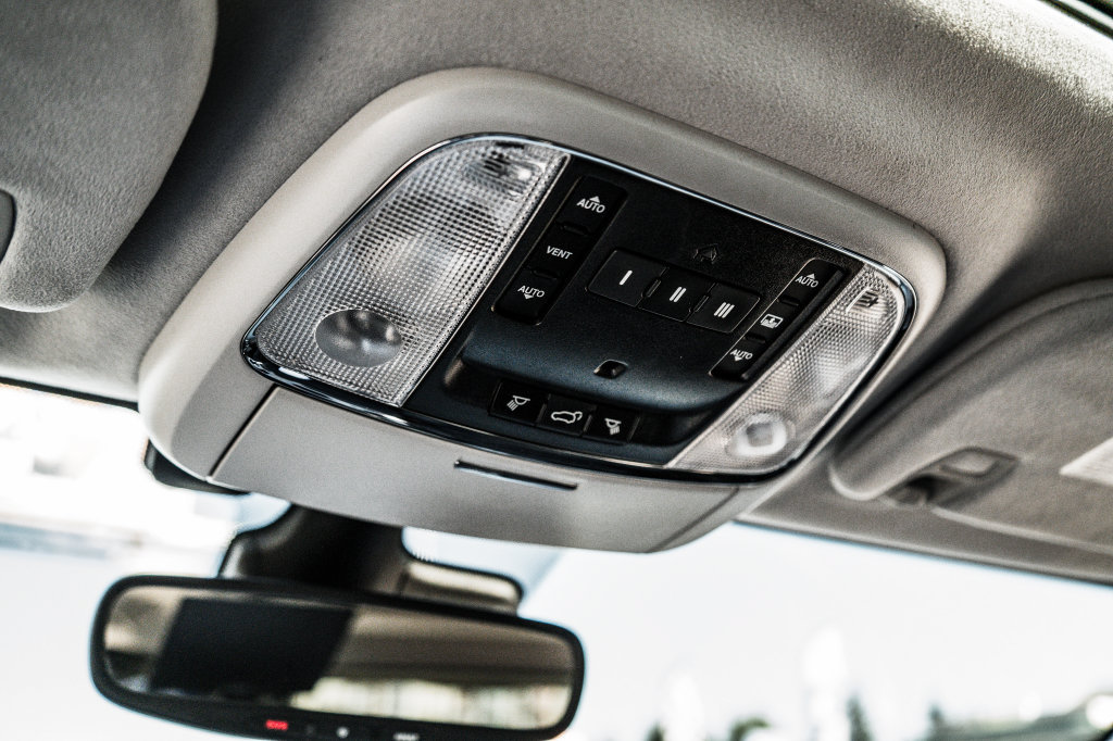 Used 2019 Jeep Grand Cherokee Summit AWD/4WD image 30