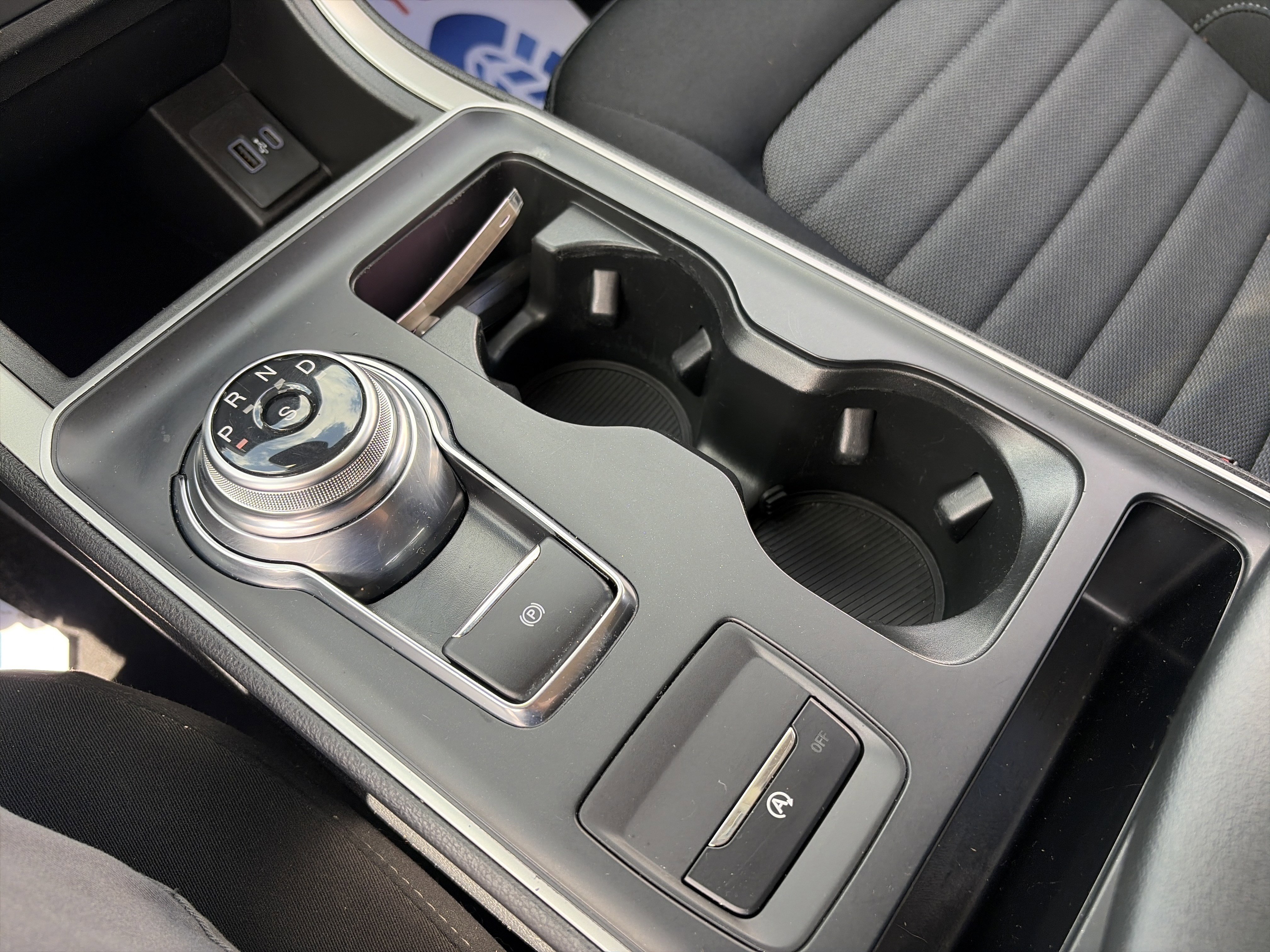 Used 2022 Ford Edge SE w/ Black Appearance Package image 44