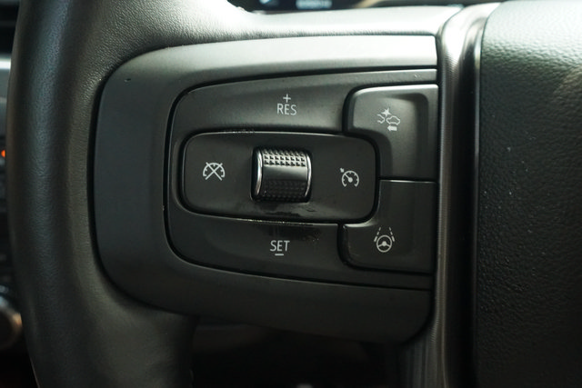 Used 2024 GMC Yukon Denali Ultimate AWD/4WD image 13