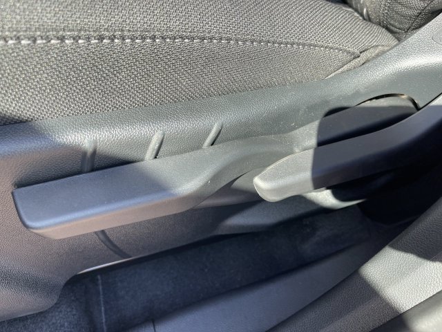New 2027 Chevrolet Equinox LT w/ LPO, Floor Liner Package FWD image 12