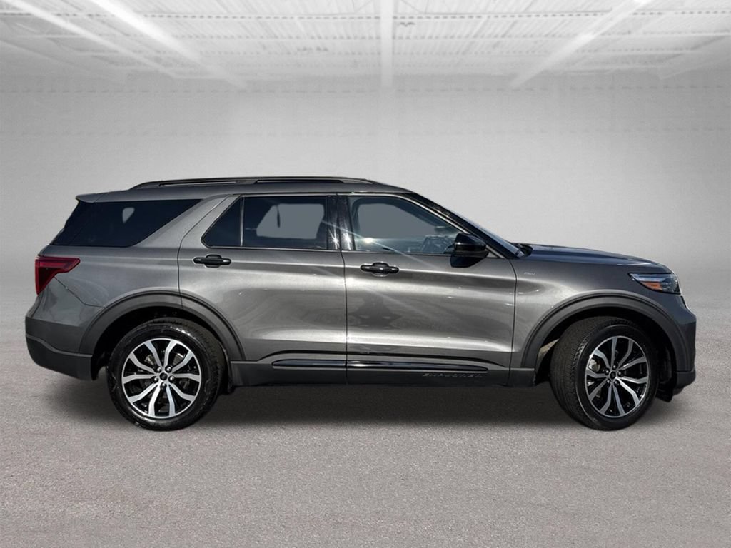 Used 2023 Ford Explorer ST-Line AWD/4WD image 60
