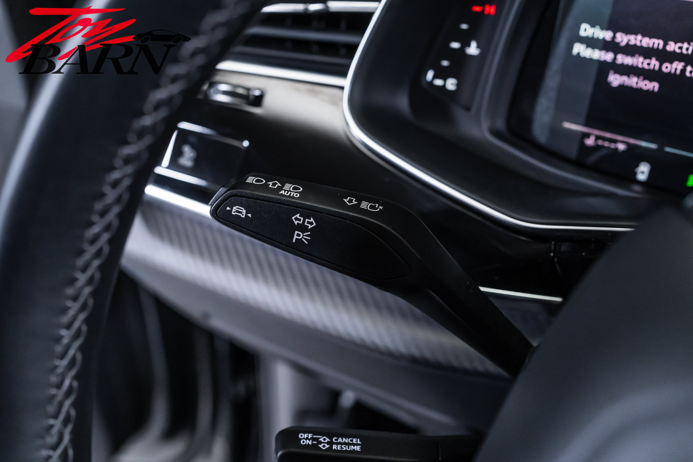 Used 2025 Audi SQ7 Premium Plus AWD/4WD image 33