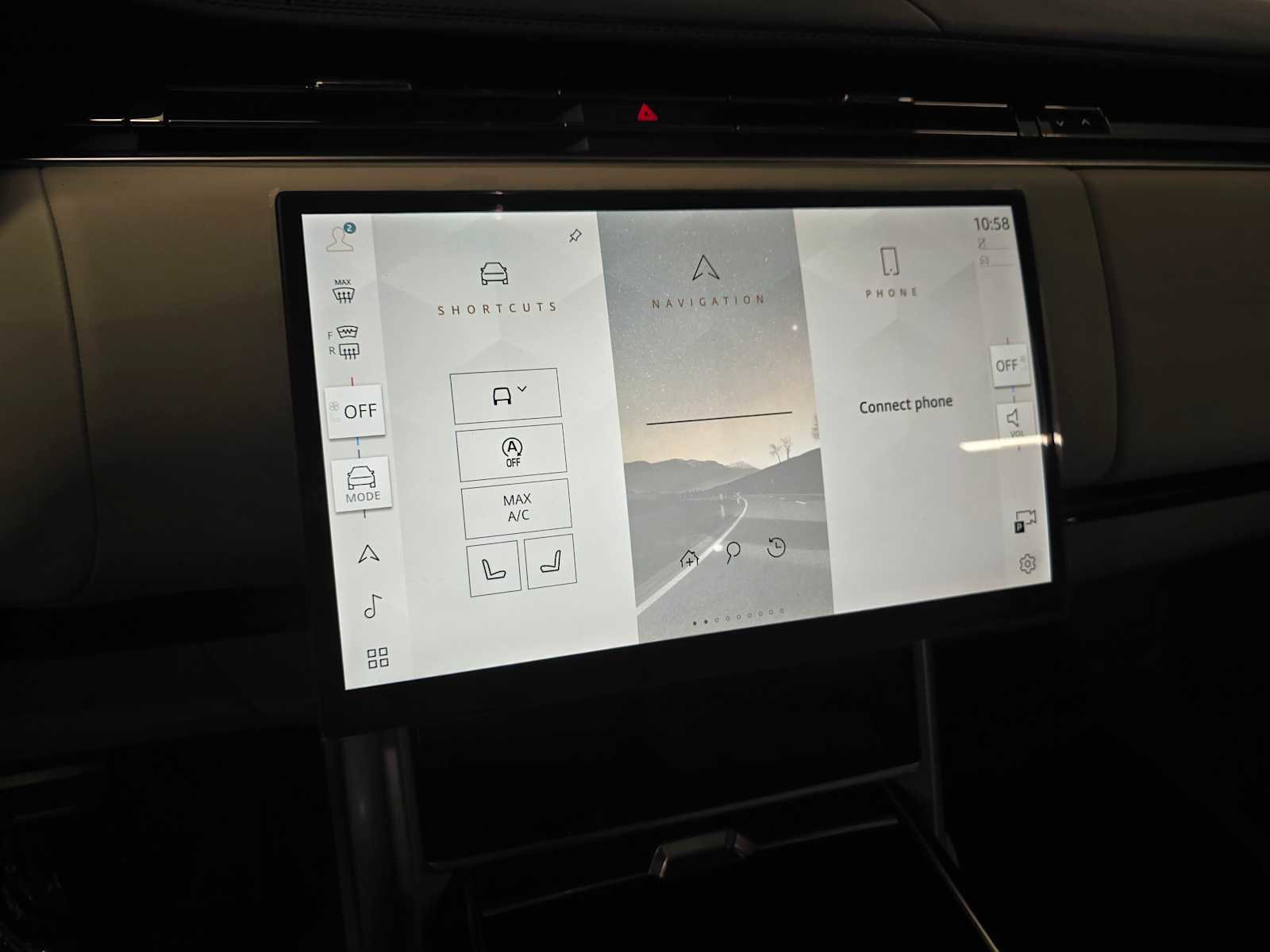 New 2026 Land Rover Range Rover SE image 26