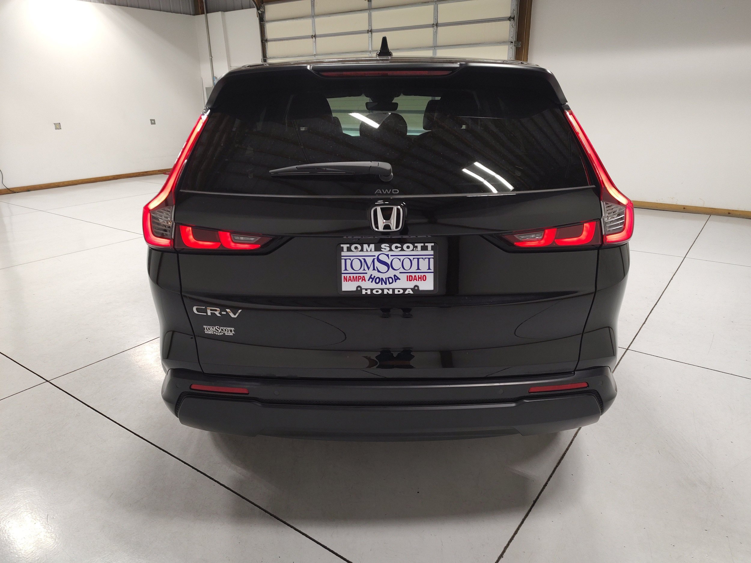 Used 2025 Honda CR-V EX-L image 12
